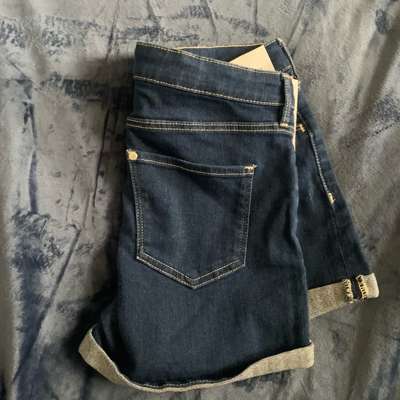 Girls Mid Rise Denim shorts - Picture 3 of 5